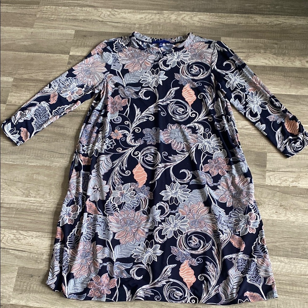 Navy Floral Dress D - Picture 2 of 4